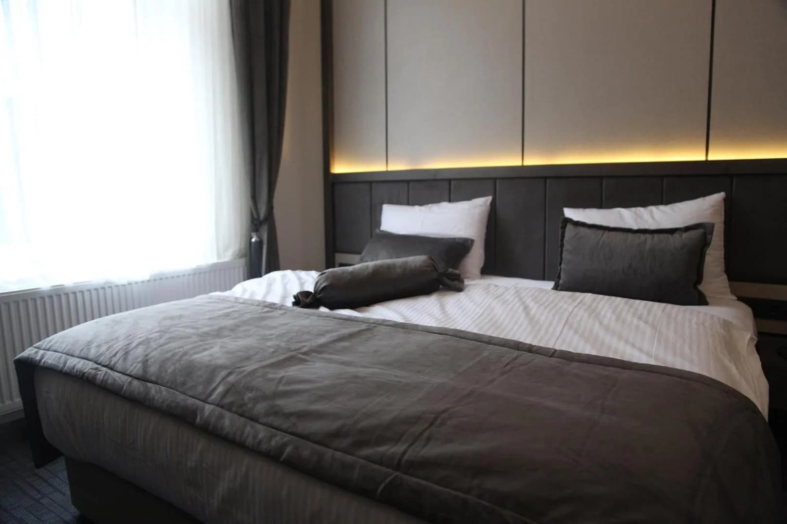 Doppelzimmer Deluxe mit Kingsize-Bett